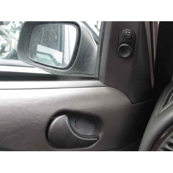 saab 9-3 berlina del año 2001