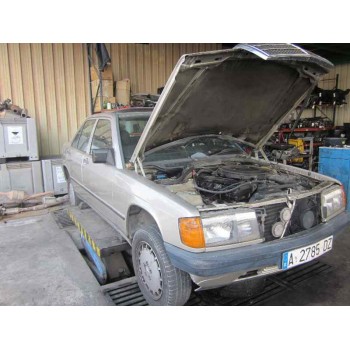 MERCEDES-BENZ CLASE C (W201) BERLINA