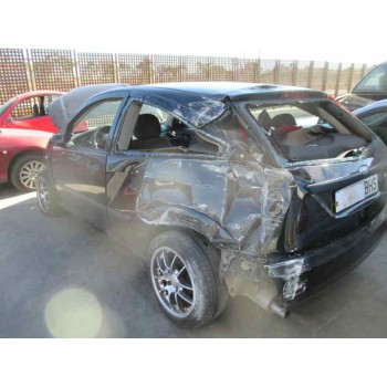 ford focus berlina (cak) del año 2001
