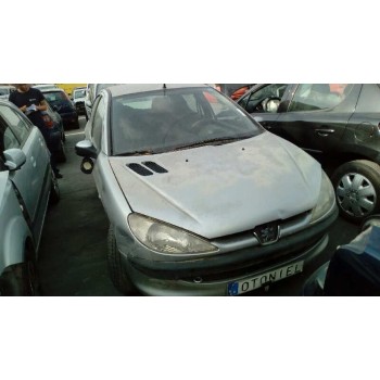 peugeot 206 berlina del año 1999