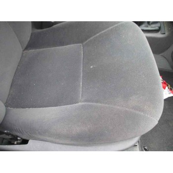 saab 9-3 berlina del año 2001