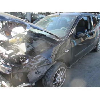 ford focus berlina (cak) del año 2001