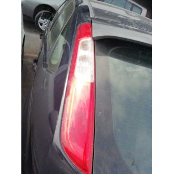 ford focus berlina (cap) del año 2006