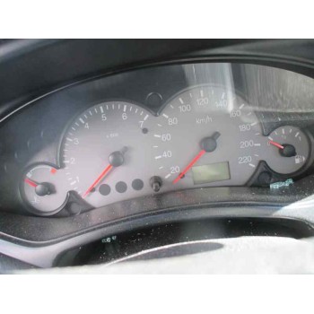 ford focus berlina (cak) del año 2001