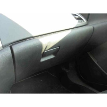 opel astra j lim. del año 2011