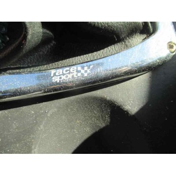 ford focus berlina (cak) del año 2001