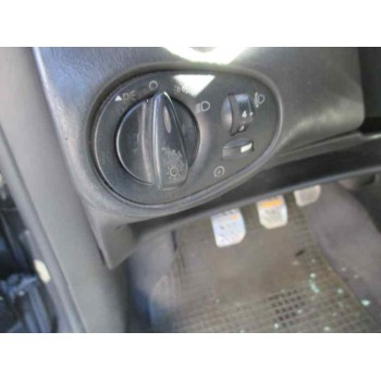 ford focus berlina (cak) del año 2001