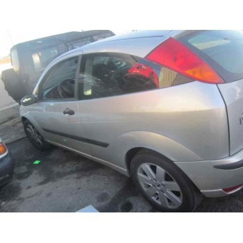 ford focus berlina (cak) del año 2001