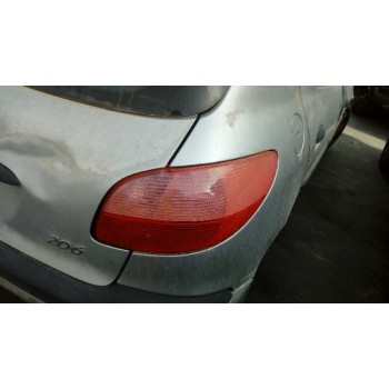 peugeot 206 berlina del año 1999