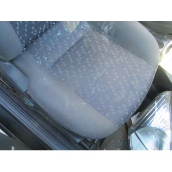 ford focus berlina (cak) del año 2001