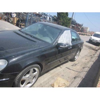 mercedes-benz clase e (w211) berlina del año 2005