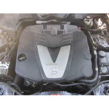 mercedes-benz clase e (w211) berlina del año 2005