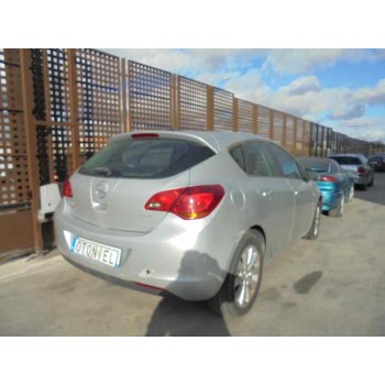 opel astra j lim. del año 2011