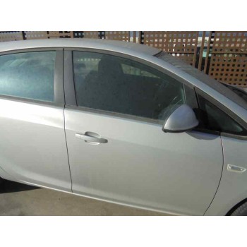 opel astra j lim. del año 2011