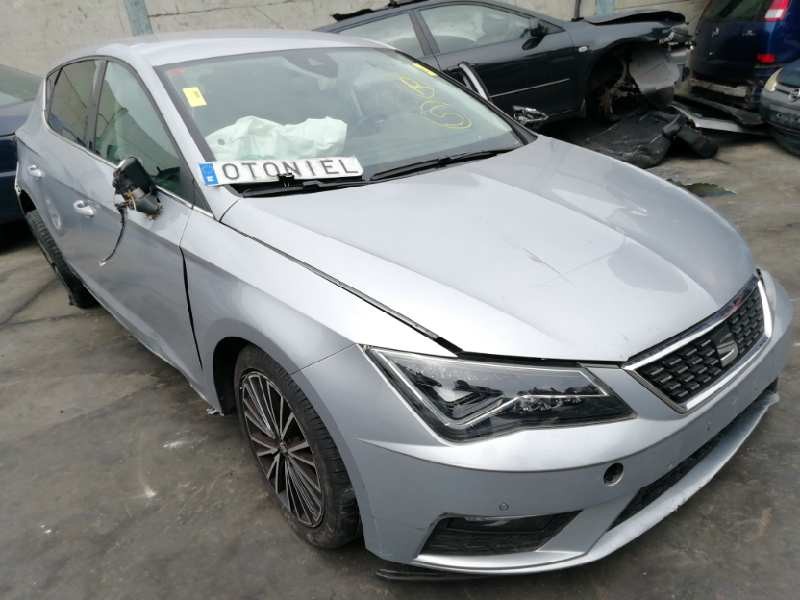 SEAT LEON (5F1)