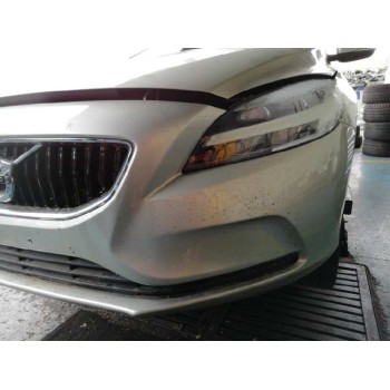 volvo v40 del año 2017