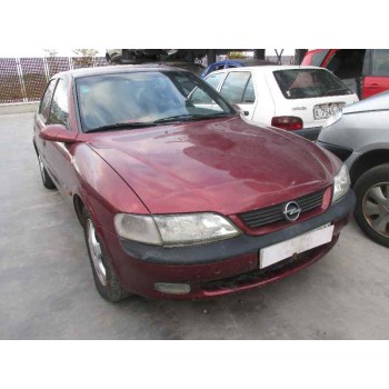 opel vectra b berlina del año 1998