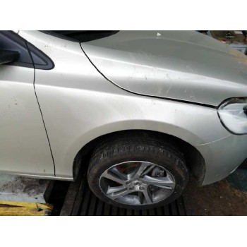 volvo v40 del año 2017