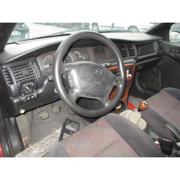 opel vectra b berlina del año 1998