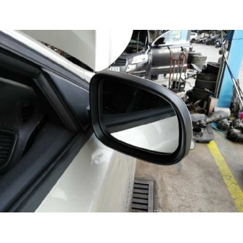 volvo v40 del año 2017