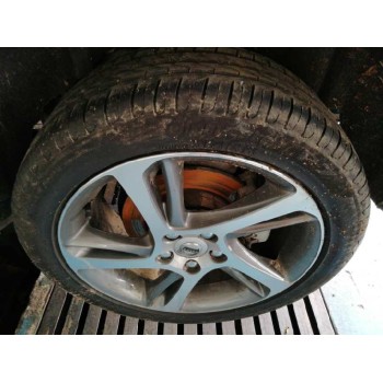 volvo v40 del año 2017