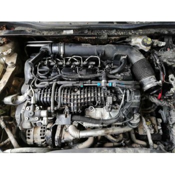 volvo v40 del año 2017