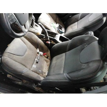 volvo v40 del año 2017