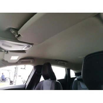 volvo v40 del año 2017