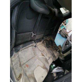 volvo v40 del año 2017