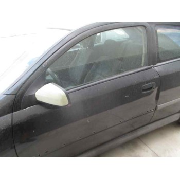 opel astra g berlina del año 2000