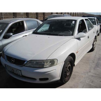 OPEL VECTRA B BERLINA