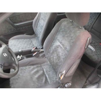 opel astra g berlina del año 2000