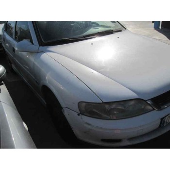 opel vectra b berlina del año 2001