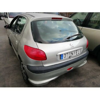 peugeot 206 berlina del año 2004