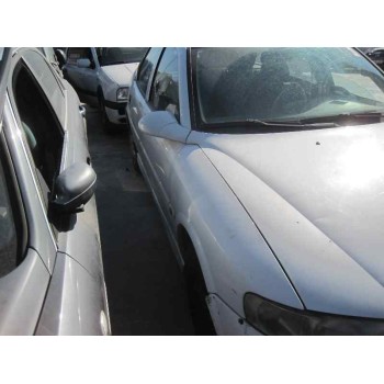 opel vectra b berlina del año 2001