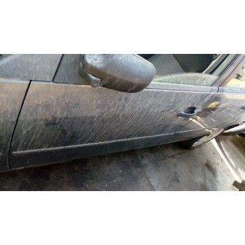 ford fiesta (cbk) del año 2004