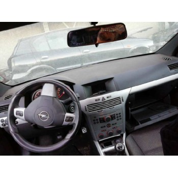 opel astra gtc del año 2005