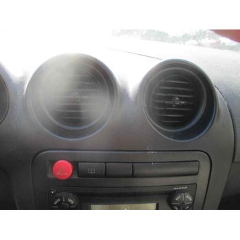 seat ibiza (6l1) del año 2004