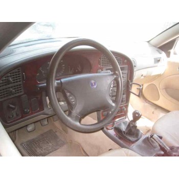 saab 9-5 sedán del año 1997