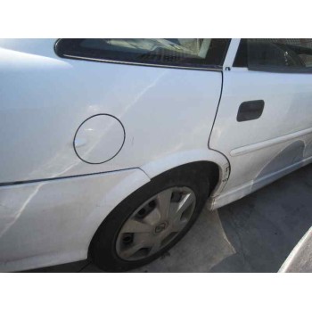 opel vectra b berlina del año 2001