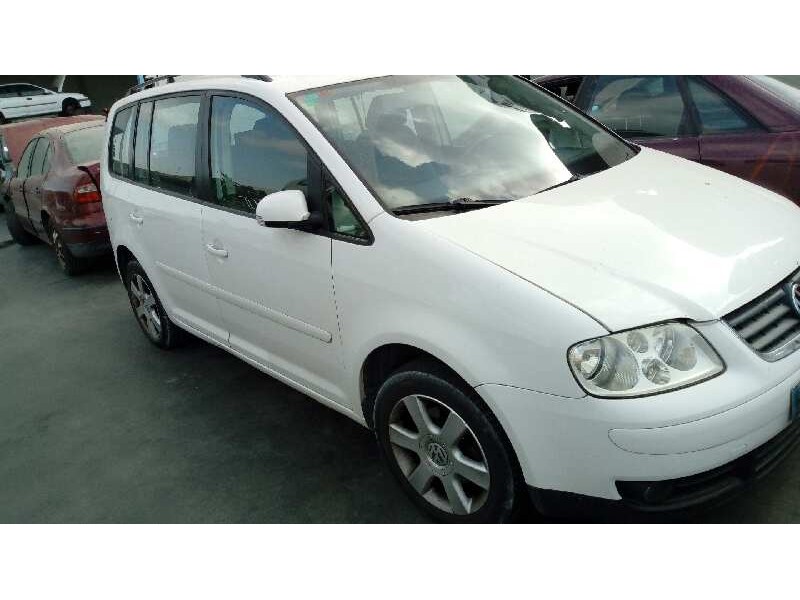 VOLKSWAGEN TOURAN (1T1)