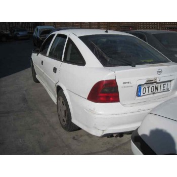 opel vectra b berlina del año 2001