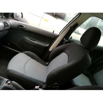 peugeot 206 berlina del año 2004