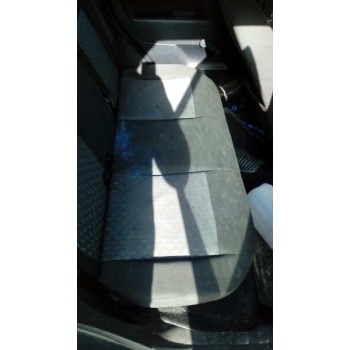 ford fiesta (cbk) del año 2004