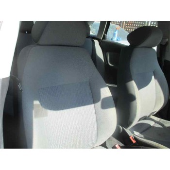 seat ibiza (6l1) del año 2004