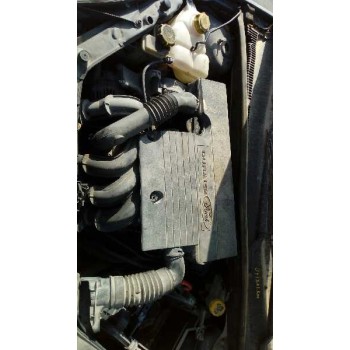 ford fiesta (cbk) del año 2004