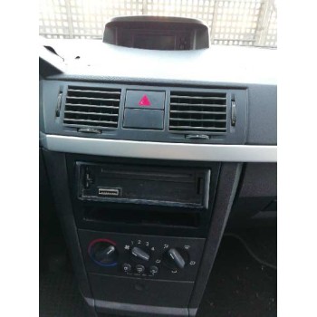 opel meriva del año 2003