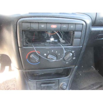 opel vectra b berlina del año 2001