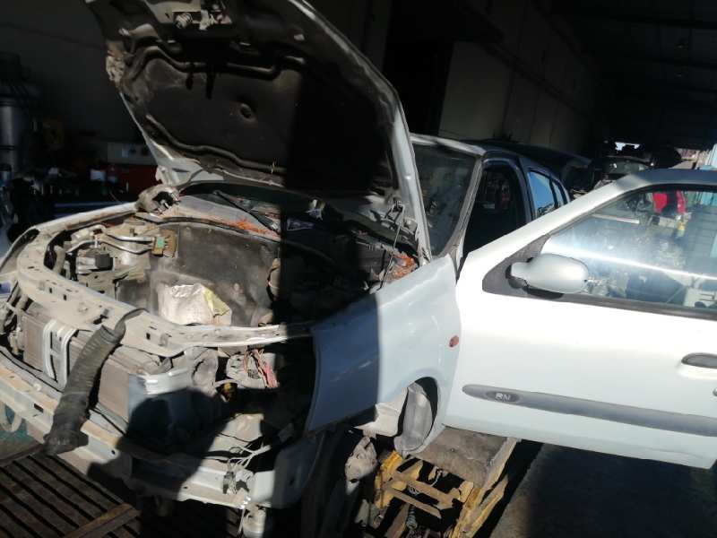 renault clio ii fase ii (b/cb0) del año 2001