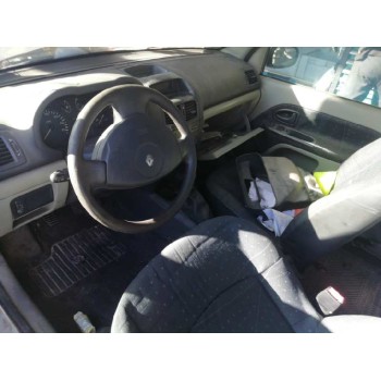 renault clio ii fase ii (b/cb0) del año 2001